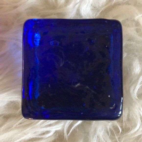 Glass Cube Decor - Picture 4 of 7